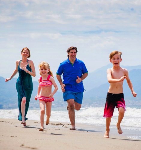 Puerto Vallarta Hotel offers Family Vacation Packages